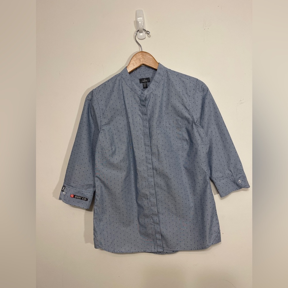 Elevate women medium. Button down shirt